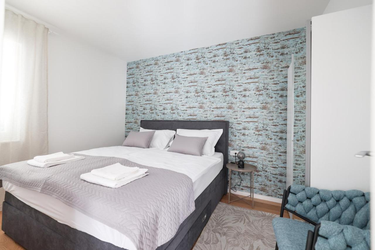 Apartments Mila Sveti Filip i Jakov Zewnętrze zdjęcie