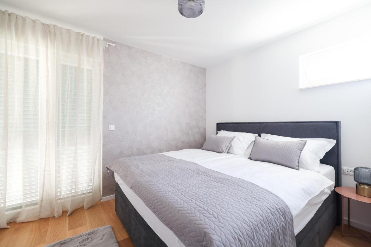Apartments Mila Sveti Filip i Jakov Zewnętrze zdjęcie
