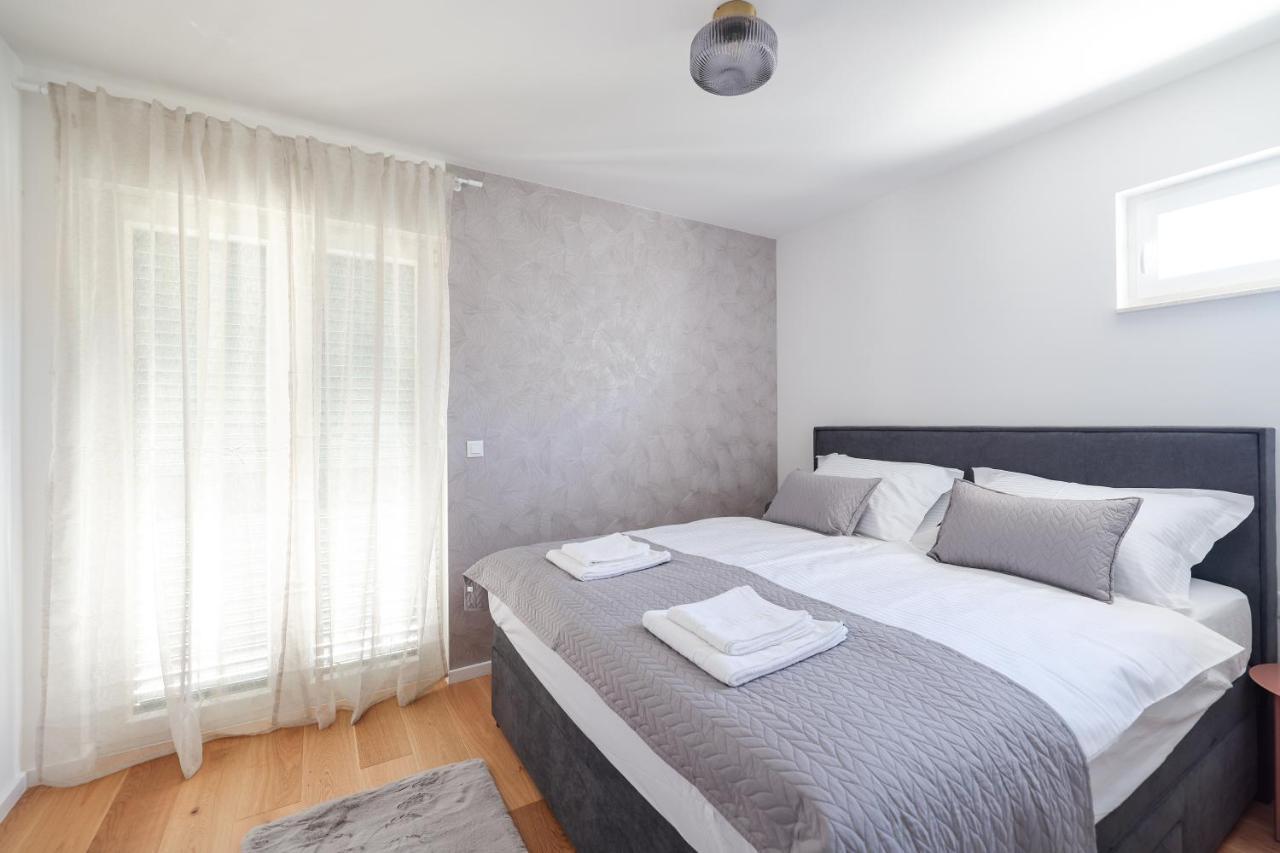 Apartments Mila Sveti Filip i Jakov Zewnętrze zdjęcie