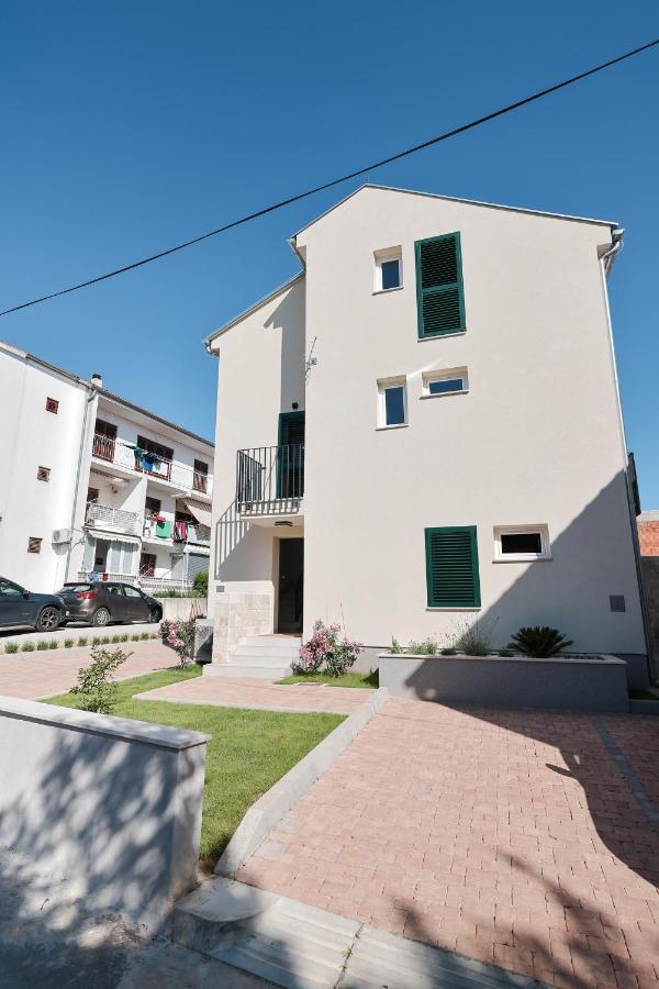 Apartments Mila Sveti Filip i Jakov Zewnętrze zdjęcie