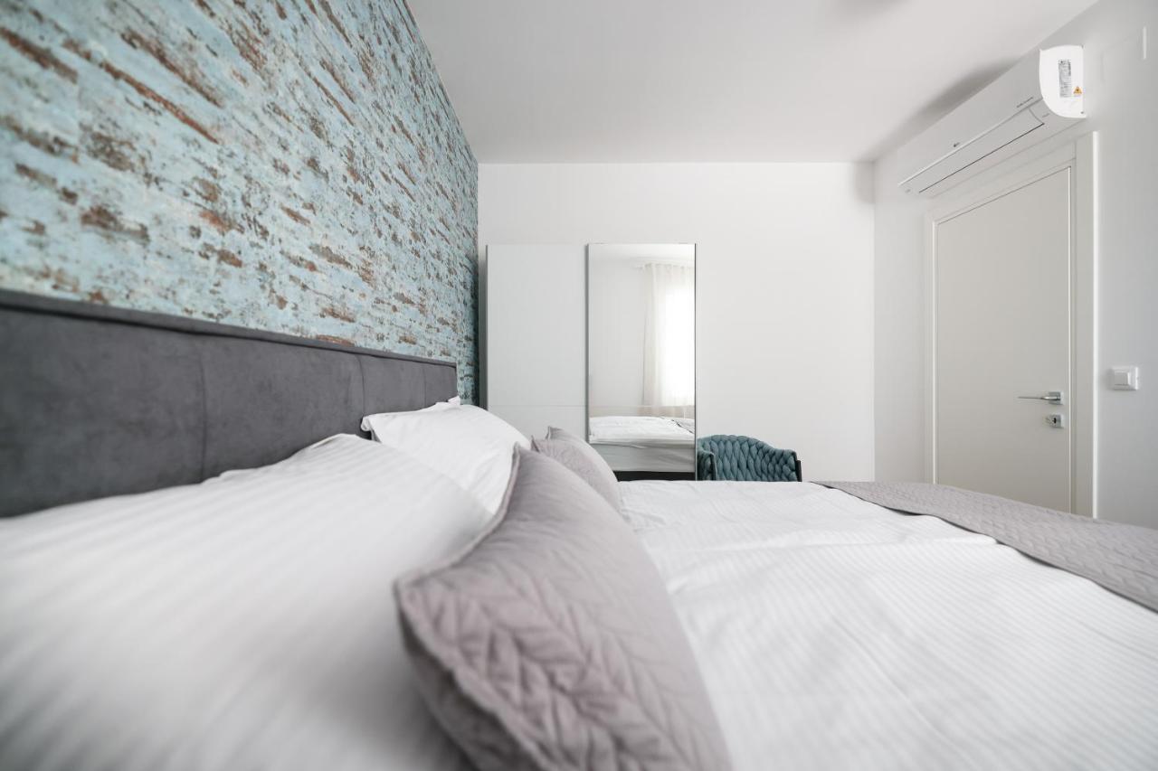 Apartments Mila Sveti Filip i Jakov Zewnętrze zdjęcie